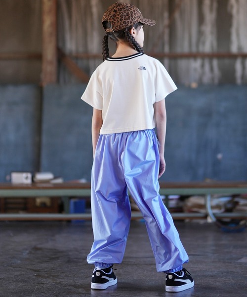 THE NORTH FACE（ザノースフェイス）の「THE NORTH FACE ザ・ノース・フェイス ワイドシルエット パンツ NBJ32601（その他パンツ・キッズ・ブラック/ブルーパープル/オフホワイト・130cm/140cm/150cm/160cm）」の20枚目の写真