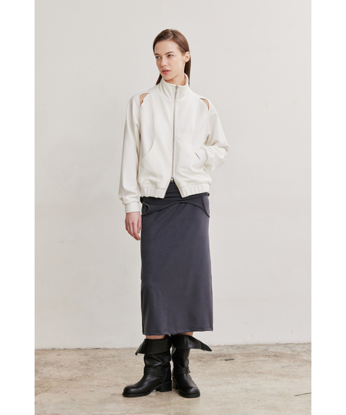 AFTERHOURS(アフターアワーズ)の「HIGH NECK CUT OUT ZIP-UP (IVORY)(ナイロンジャケット・レディース・その他・FREE)」の3枚目の写真