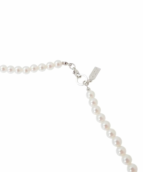 MK MICHEL KLEIN（エムケーミッシェルクラン）の「ロングパールネックレス（ネックレス・レディース・シルバー・38）」の3枚目の写真