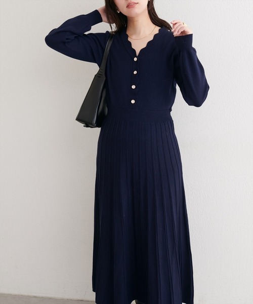 natural couture（ナチュラルクチュール）の「スカラッププリーツニットワンピース（ワンピース・レディース・ラベンダー/ミント/ネイビー/アイボリー・FREE）」の3枚目の写真