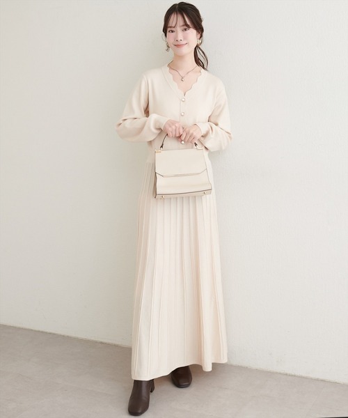 natural couture（ナチュラルクチュール）の「スカラッププリーツニットワンピース（ワンピース・レディース・ラベンダー/ミント/ネイビー/アイボリー・FREE）」の8枚目の写真