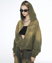 SSERPE（セルぺ）の「アップリケ・ブリーチ・ウォッシング・クロップフード集業カーキ（パーカー）」