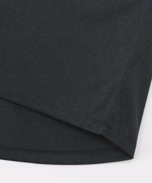 Champion(チャンピオン)の「【Champion/チャンピオン】レディース スリーブレスTシャツ(Tシャツ/カットソー・レディース・ライトオレンジ系1/ライトブルー/ブラック/ダークネイビー/ホワイト・LARGE/MEDIUM)」の9枚目の写真