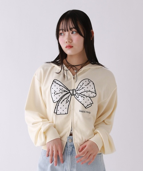 repipi armario(レピピ アルマリオ)の「BIGリボンWZIPパーカー(パーカー・キッズ・アイボリー/ブラック/グレー・SMALL/MEDIUM/LARGE)」の5枚目の写真