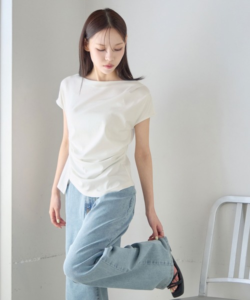 CHAN ME(チャンミ)の「接触冷感ドレープデザインTシャツ(Tシャツ/カットソー・レディース・ホワイト/ブラック/グレイッシュベージュ/チャコールグレー・MEDIUM/X-LARGE/LARGE)」の7枚目の写真