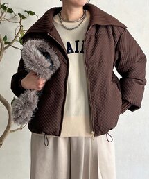 襟付きエンボスダウン