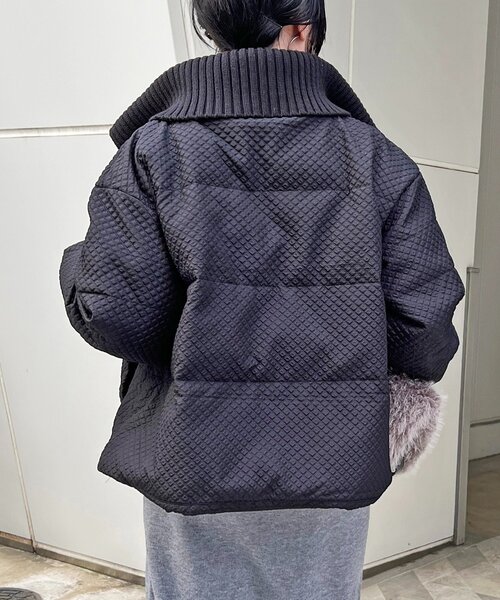 un dix cors（アンディコール）の「襟付きエンボスダウン（ダウンジャケット/コート・レディース・ブラック/ブラウン・FREE）」の11枚目の写真