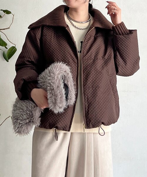 un dix cors（アンディコール）の「襟付きエンボスダウン（ダウンジャケット/コート・レディース・ブラック/ブラウン・FREE）」の14枚目の写真