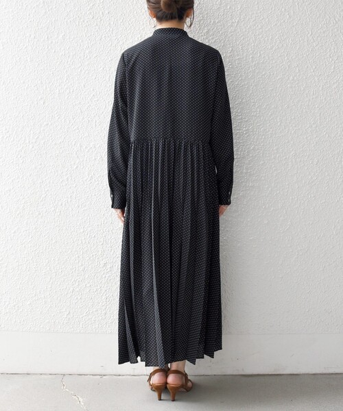 セール】SHIPS any:〈手洗い可能〉ドット バンドカラー プリーツ