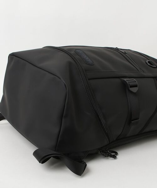 OUTDOOR PRODUCTS(アウトドアプロダクツ)の「PU合皮 大容量バックパック(バックパック/リュック・レディース・ブラック/ブラック×グレー・FREE)」の21枚目の写真