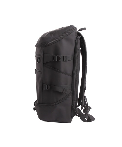 OUTDOOR PRODUCTS(アウトドアプロダクツ)の「PU合皮 大容量バックパック(バックパック/リュック・レディース・ブラック/ブラック×グレー・FREE)」の4枚目の写真