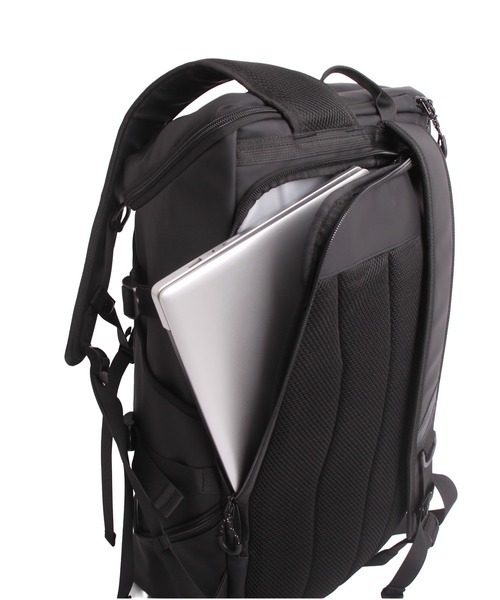 OUTDOOR PRODUCTS(アウトドアプロダクツ)の「PU合皮 大容量バックパック(バックパック/リュック・レディース・ブラック/ブラック×グレー・FREE)」の7枚目の写真