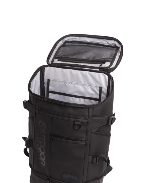 OUTDOOR PRODUCTS(アウトドアプロダクツ)の「PU合皮 大容量バックパック(バックパック/リュック・レディース・ブラック/ブラック×グレー・FREE)」の17枚目の写真