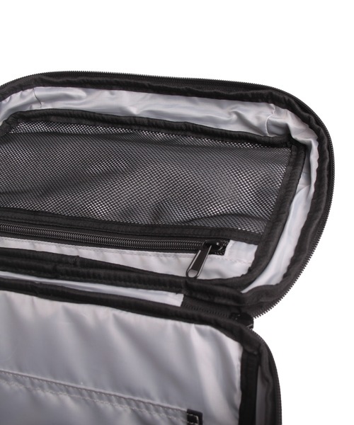OUTDOOR PRODUCTS(アウトドアプロダクツ)の「PU合皮 大容量バックパック(バックパック/リュック・レディース・ブラック/ブラック×グレー・FREE)」の18枚目の写真