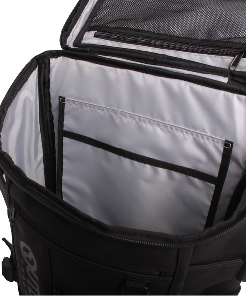 OUTDOOR PRODUCTS(アウトドアプロダクツ)の「PU合皮 大容量バックパック(バックパック/リュック・レディース・ブラック/ブラック×グレー・FREE)」の19枚目の写真