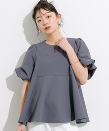 ボリューム袖ペプラムブラウス