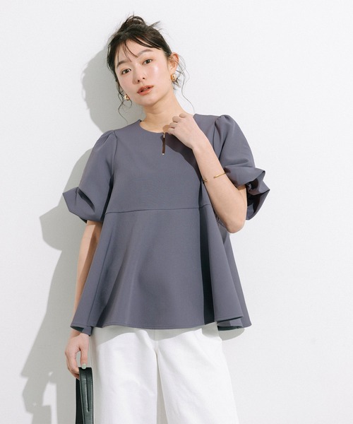 coca（coca）（コカ）の「ボリューム袖ペプラムブラウス（シャツ/ブラウス・レディース・ライトベージュ/チャコール・L/M/S）」の9枚目の写真