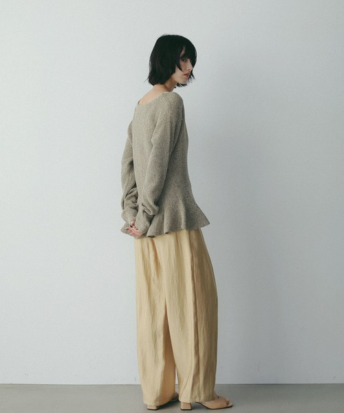 A part by（アパートバイ）の「ブークレペプラムニットカーディガン（カーディガン/ボレロ・レディース・キャメル/ブルー系その他4/アイボリー・FREE）」の10枚目の写真