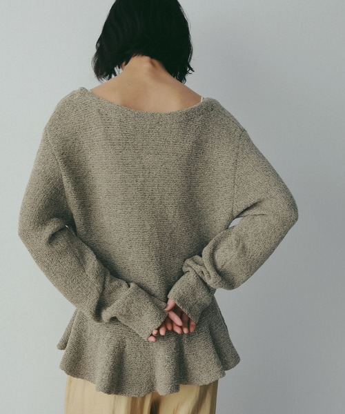 A part by（アパートバイ）の「ブークレペプラムニットカーディガン（カーディガン/ボレロ・レディース・キャメル/ブルー系その他4/アイボリー・FREE）」の13枚目の写真