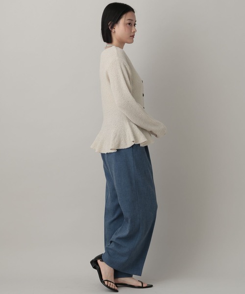 A part by（アパートバイ）の「ブークレペプラムニットカーディガン（カーディガン/ボレロ・レディース・キャメル/ブルー系その他4/アイボリー・FREE）」の18枚目の写真