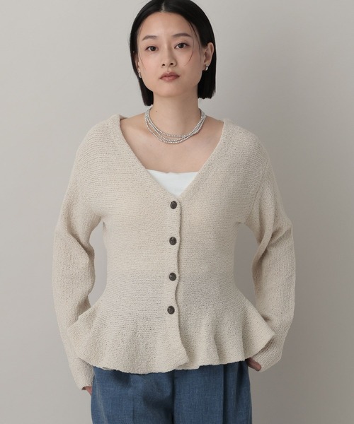 A part by（アパートバイ）の「ブークレペプラムニットカーディガン（カーディガン/ボレロ・レディース・キャメル/ブルー系その他4/アイボリー・FREE）」の19枚目の写真