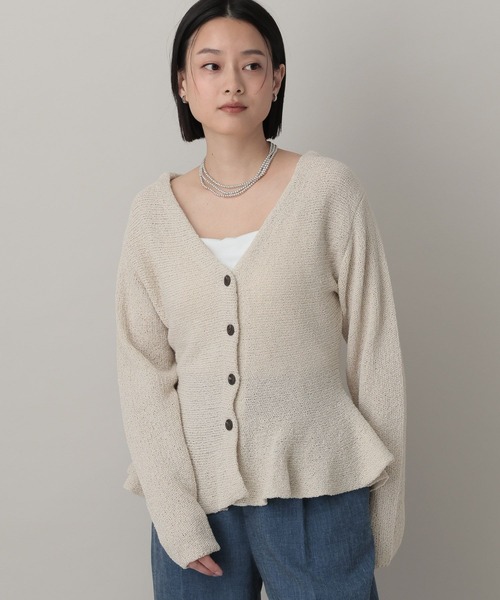 A part by（アパートバイ）の「ブークレペプラムニットカーディガン（カーディガン/ボレロ・レディース・キャメル/ブルー系その他4/アイボリー・FREE）」の20枚目の写真