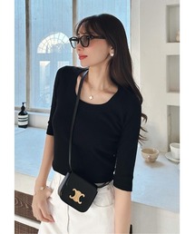 Deep U neck Knit top