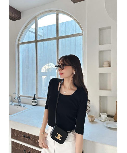 LUDICRUM(ルーディクルム)の「Deep U neck Knit top(ニット/セーター・レディース・ピンク/ブラック/オフホワイト・FREE)」の12枚目の写真