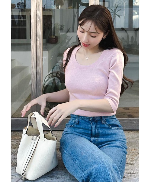 LUDICRUM(ルーディクルム)の「Deep U neck Knit top(ニット/セーター・レディース・ピンク/ブラック/オフホワイト・FREE)」の4枚目の写真