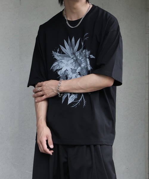 welise（ウェライズ）の「【welise/ウェライズ】シルケットライクスムースコットン 26'モードグラフィックプリント Tシャツ/接触冷感 UVカット（Tシャツ/カットソー・メンズ・ブラック系その他/ホワイト/ブラック/ホワイト系その他・M/L/S）」の21枚目の写真