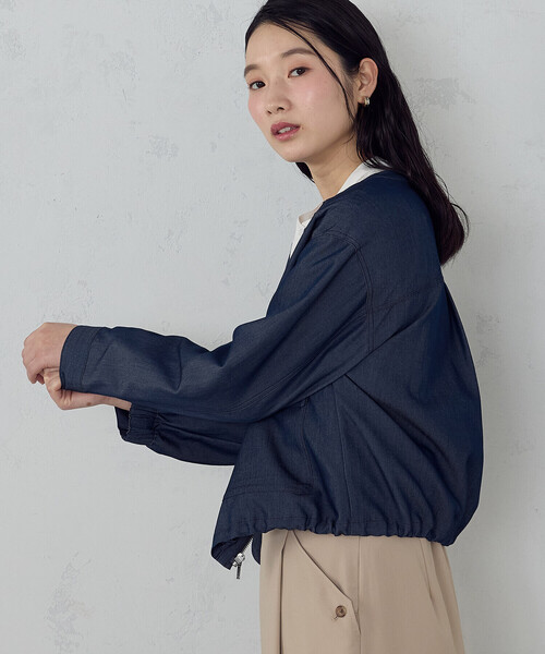 COMME CA ISM(コムサイズム)の「デニムライク ノーカラーブルゾン/セットアップ対応(ブルゾン・レディース・チャコール/ネイビー・SMALL/MEDIUM/LARGE/X-LARGE)」の14枚目の写真