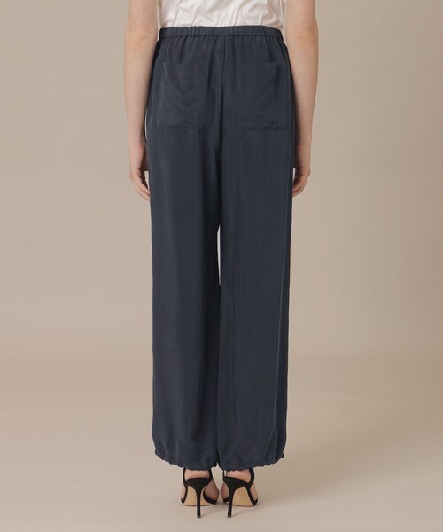 MACKINTOSH LONDON(マッキントッシュ ロンドン)の「【eclat5月号掲載】【婦人画報4月号掲載】キュプラフィブリルパンツ(その他パンツ・レディース・ネイビー/ベージュ・38)」の9枚目の写真