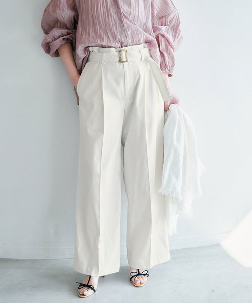 IENA(イエナ)の「ベルテッドチノパンツ(チノパンツ・レディース・アイボリー/ベージュ・38/36/34)」の10枚目の写真