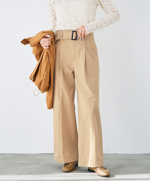 IENA(イエナ)の「ベルテッドチノパンツ(チノパンツ・レディース・アイボリー/ベージュ・38/36/34)」の8枚目の写真