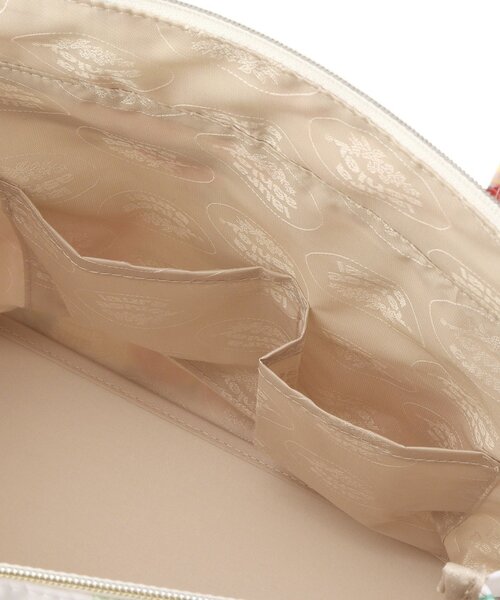 LAURA ASHLEY（ローラアシュレイ）の「バンチェッドロージズ柄 トートバッグ（トートバッグ・レディース・ホワイト系その他/ブルー系その他2・00）」の8枚目の写真