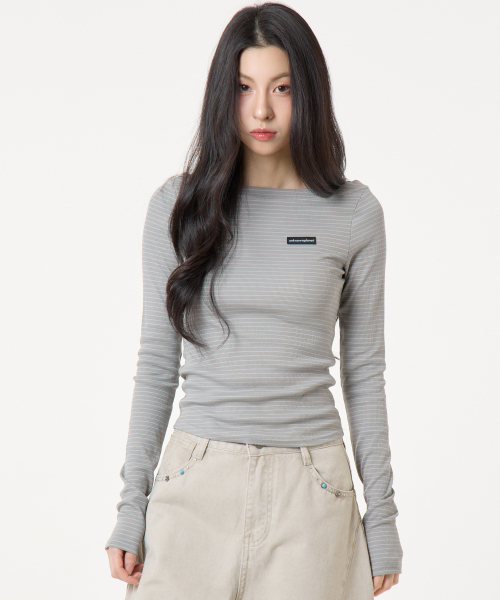 UNKNOWN PLANET(アンノウンプラネット)の「スリムストライプボートネックロングスリーブトップグレー(Tシャツ/カットソー・レディース・その他・MEDIUM/SMALL)」の3枚目の写真