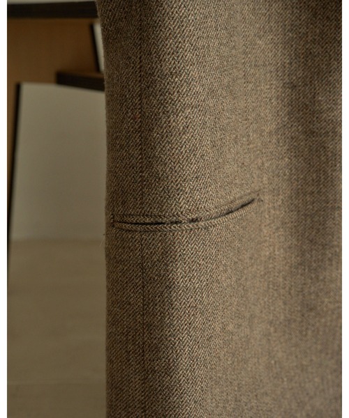 anuke（アンヌーク）の「Herringbone Wool Jacket（テーラードジャケット・レディース・ベージュ/チャコールグレー・38inch/36inch）」の13枚目の写真