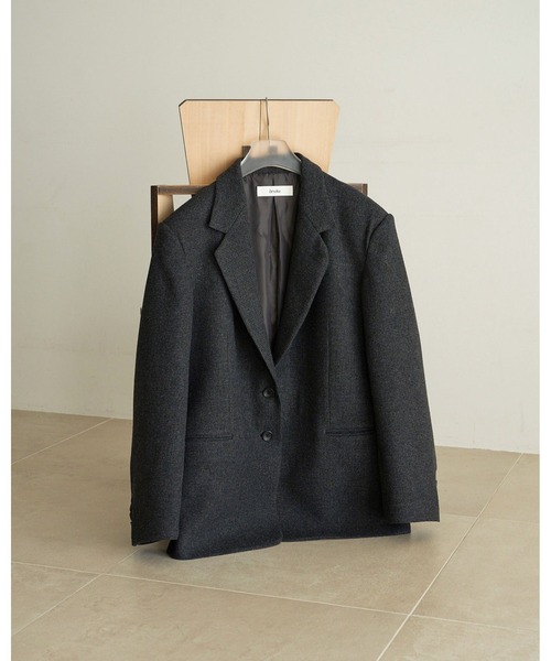anuke（アンヌーク）の「Herringbone Wool Jacket（テーラードジャケット・レディース・ベージュ/チャコールグレー・38inch/36inch）」の5枚目の写真