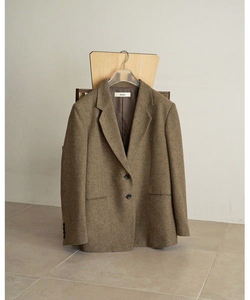 anuke（アンヌーク）の「Herringbone Wool Jacket（テーラードジャケット・レディース・ベージュ/チャコールグレー・38inch/36inch）」の6枚目の写真
