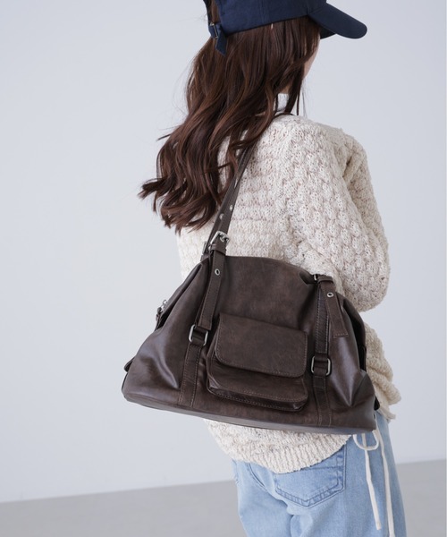 FREE'S MART（フリーズマート）の「◆フロントポケットバッグ（ショルダーバッグ・レディース・ブラック/ブラウン・ﾌﾘ-）」の4枚目の写真