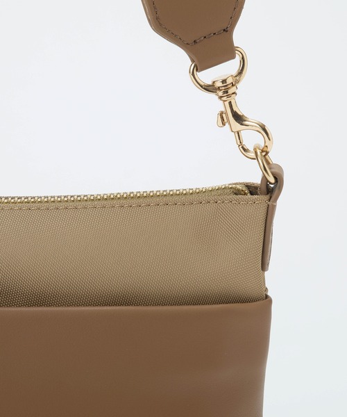Breath TOPKAPI(ブレストプカピ)の「【Breath TOPKAPI】LINEA リネア レザーコンビ スワローマチ ショルダーバッグ(ショルダーバッグ・レディース・ブラウン/ブラック・FREE)」の22枚目の写真
