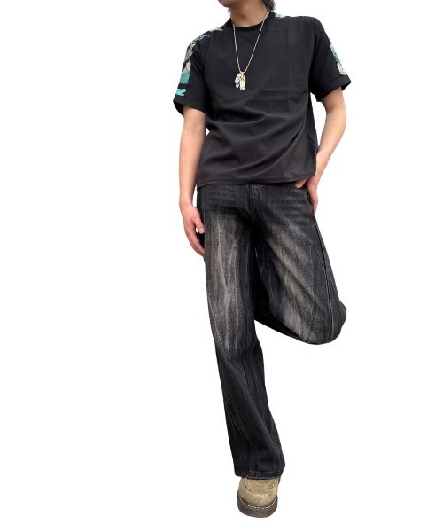 COOK JEANS(クックジーンズ)の「ショルダー切替Tシャツ(Tシャツ/カットソー・メンズ・ブラック系その他/ブラック系その他2/ホワイト系その他・LARGE/MEDIUM)」の7枚目の写真
