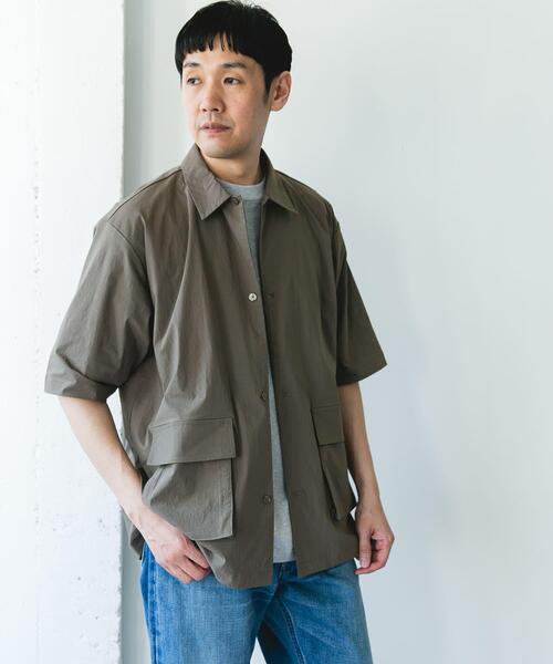 URBAN RESEARCH DOORS（アーバンリサーチドアーズ）の「『UVカット/接触冷感/吸水速乾』ストレッチクロス ビッグポケットショートスリーブシャツ（シャツ/ブラウス・メンズ・ブラック/モカ/チャコールグレー・MEDIUM/LARGE）」の7枚目の写真