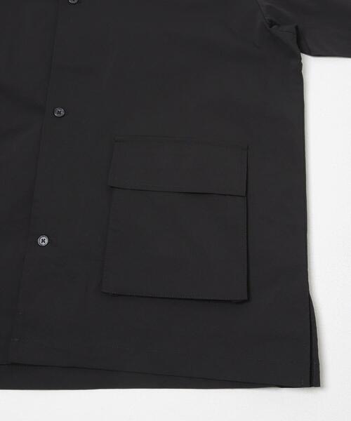 URBAN RESEARCH DOORS（アーバンリサーチドアーズ）の「『UVカット/接触冷感/吸水速乾』ストレッチクロス ビッグポケットショートスリーブシャツ（シャツ/ブラウス・メンズ・ブラック/モカ/チャコールグレー・MEDIUM/LARGE）」の6枚目の写真