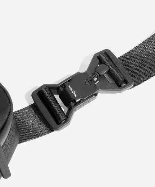 Aer(エアー)の「Aer(エアー)Day Sling 4 Max X-Pac AER-29074(ショルダーバッグ・メンズ・ブラック・F)」の7枚目の写真