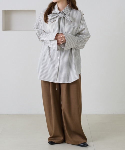 apres jour clair（アプレジュールクレア）の「【apres jour clair】チェックボウタイシャツ（シャツ/ブラウス・レディース・ベージュ系その他/ホワイト系その他/ブラック系その他・フリー/X-LARGE）」の5枚目の写真