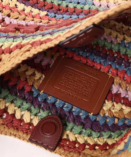 COACH(コーチ)の「ブルックリン ショルダー バッグ 28(かごバッグ)(かごバッグ・レディース・マルチ・ONE)」の2枚目の写真