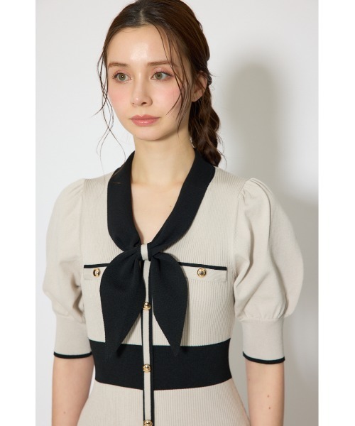 rienda(リエンダ)の「【森香澄さん着用】バイカラーパフスリーブタイトニットワンピース 春服 夏服(ワンピース・レディース・ブルー/ライトブラック/ベージュ・FREE)」の8枚目の写真