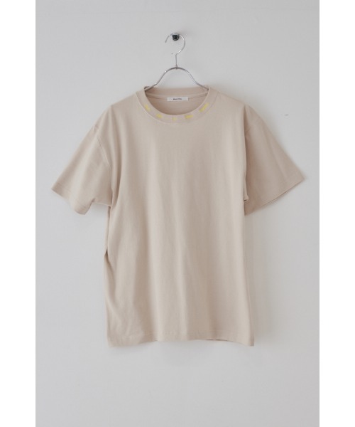 Muel Chic(ミュエルシック)の「Calm Tshirt / カルムTシャツ(Tシャツ/カットソー・レディース・ベージュ/インディゴブルー/オフホワイト/ブラック/ライトピンク・FREE)」の6枚目の写真