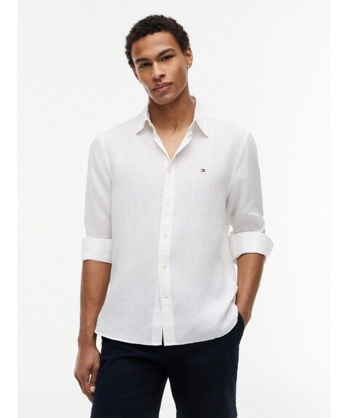 TOMMY HILFIGER（トミーヒルフィガー）の「ピグメント加工リネンソリッドシャツ（シャツ/ブラウス・メンズ・ブルー/ホワイト/ネイビー/グリーン・LARGE/X-LARGE/SMALL/MEDIUM）」の2枚目の写真